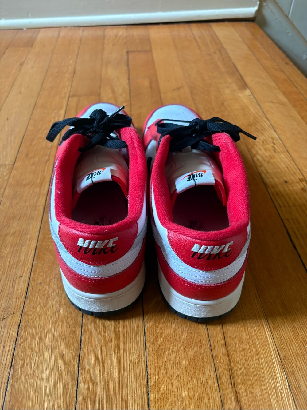 Nike Dunk Low ‘Split-Chicago’ - Picture 2 of 5